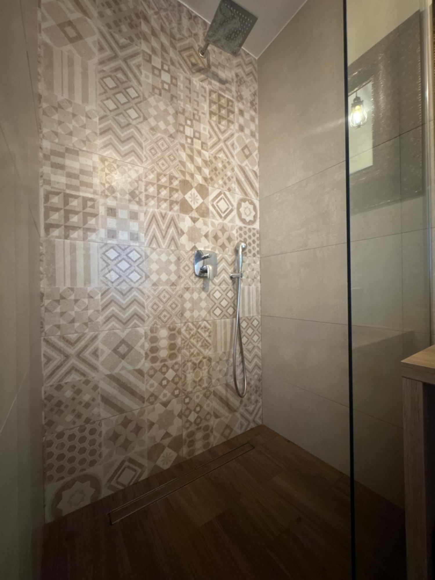 ספליט Luxury Rooms Dino מראה חיצוני תמונה